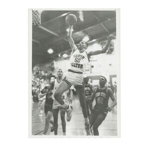 Vintage 1980s High School Basketball Game Player Photo Retro Kentucky 5x7